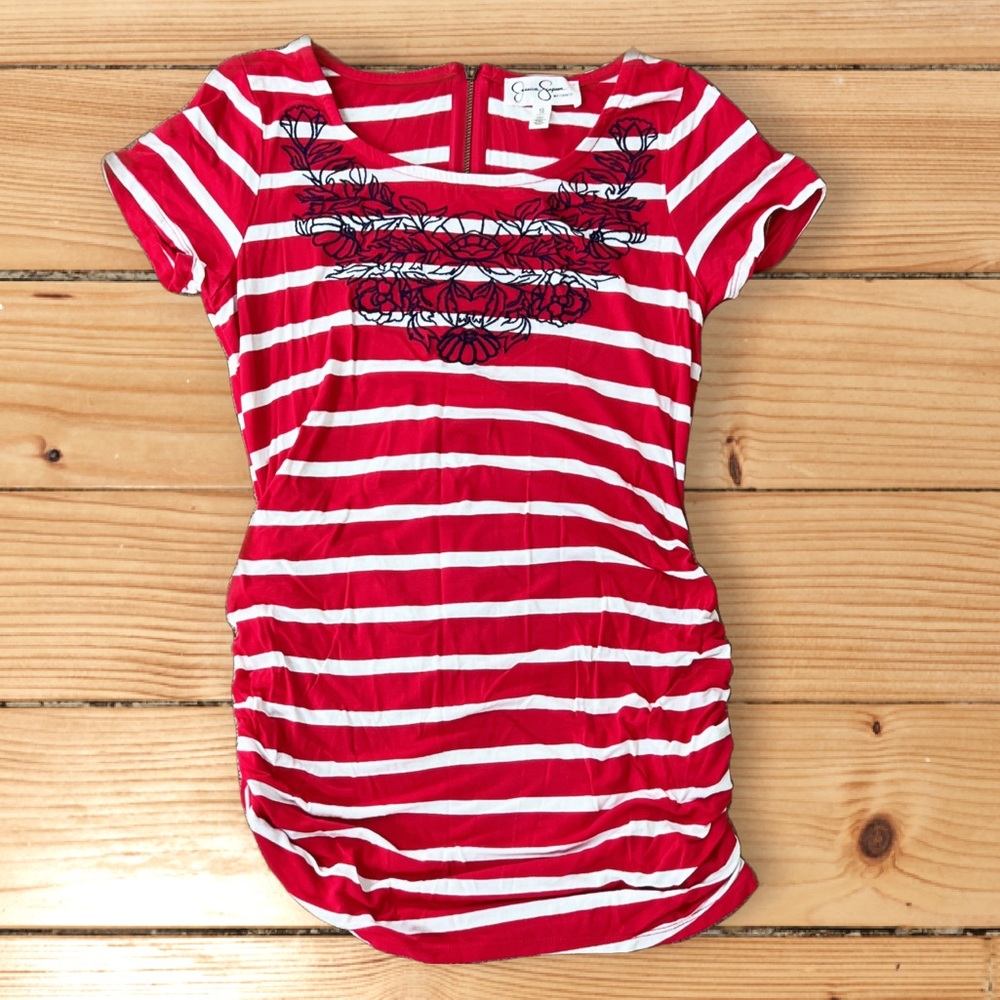Jessica Simpson maternity t-shirt size XS.  With zipper and embroidered detail.